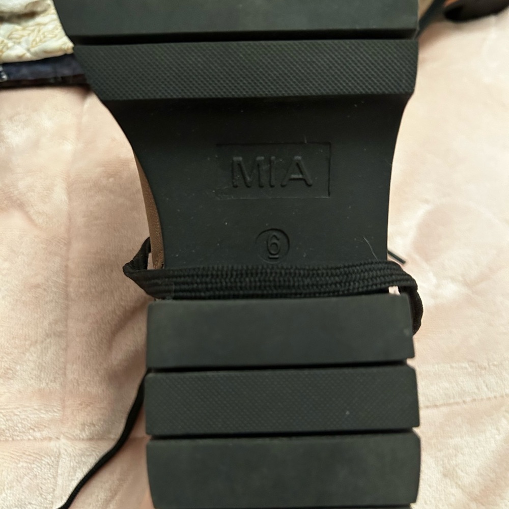 Combat Boots - Picture 3 of 5